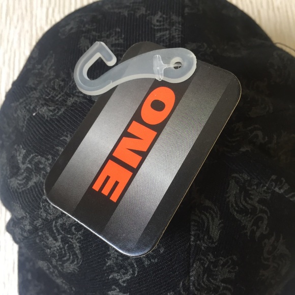 🆕 NWT Men’s baseball cap - black and grey - Picture 3 of 9